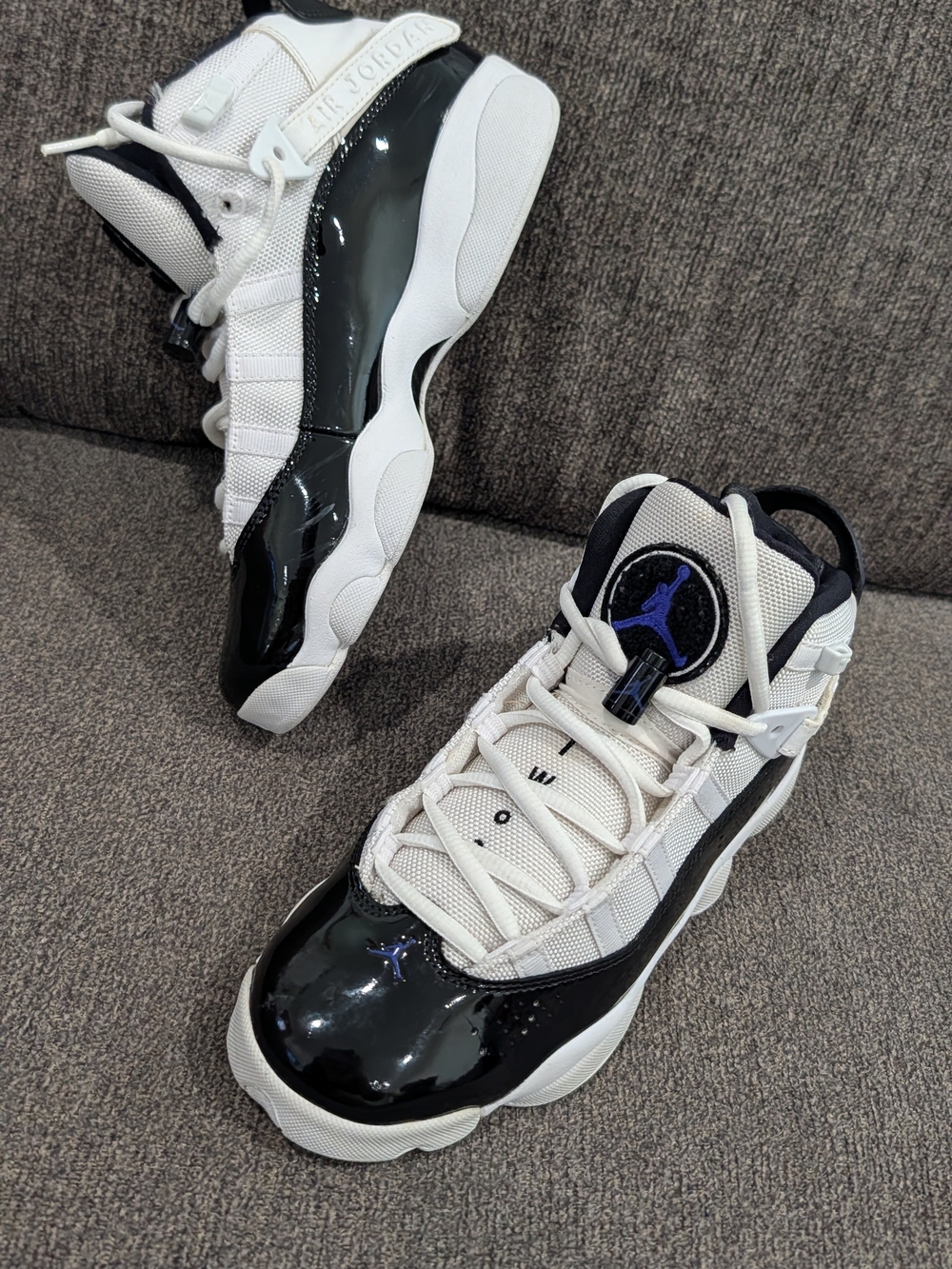 Jordan Retro White/Black with Blue Accents - Picture 9 of 10